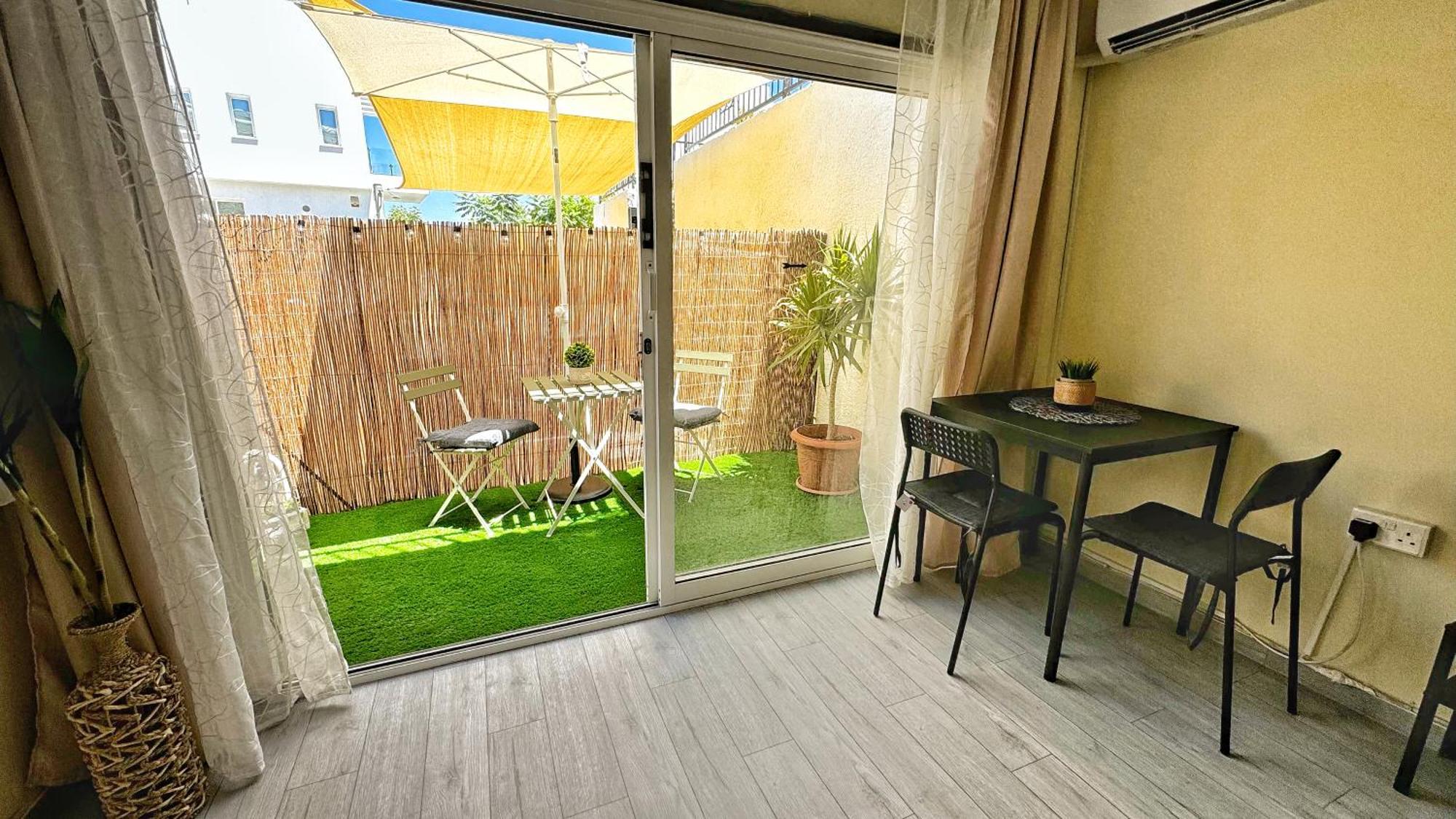Chloraka Bay Apartment
